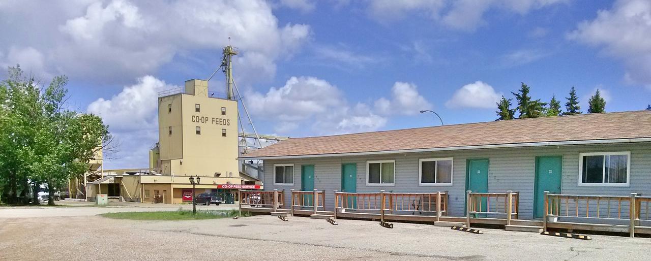 Moosomin Motel Ngoại thất bức ảnh