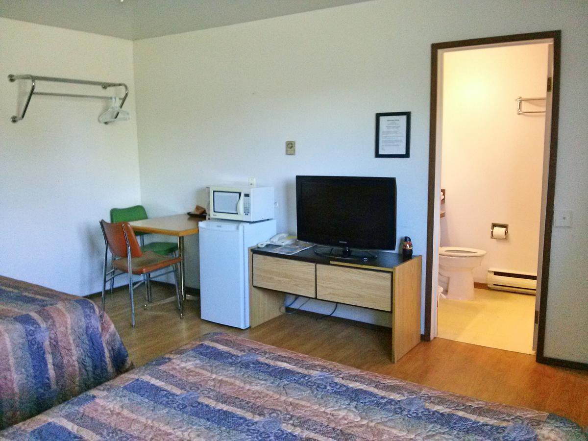 Moosomin Motel Ngoại thất bức ảnh