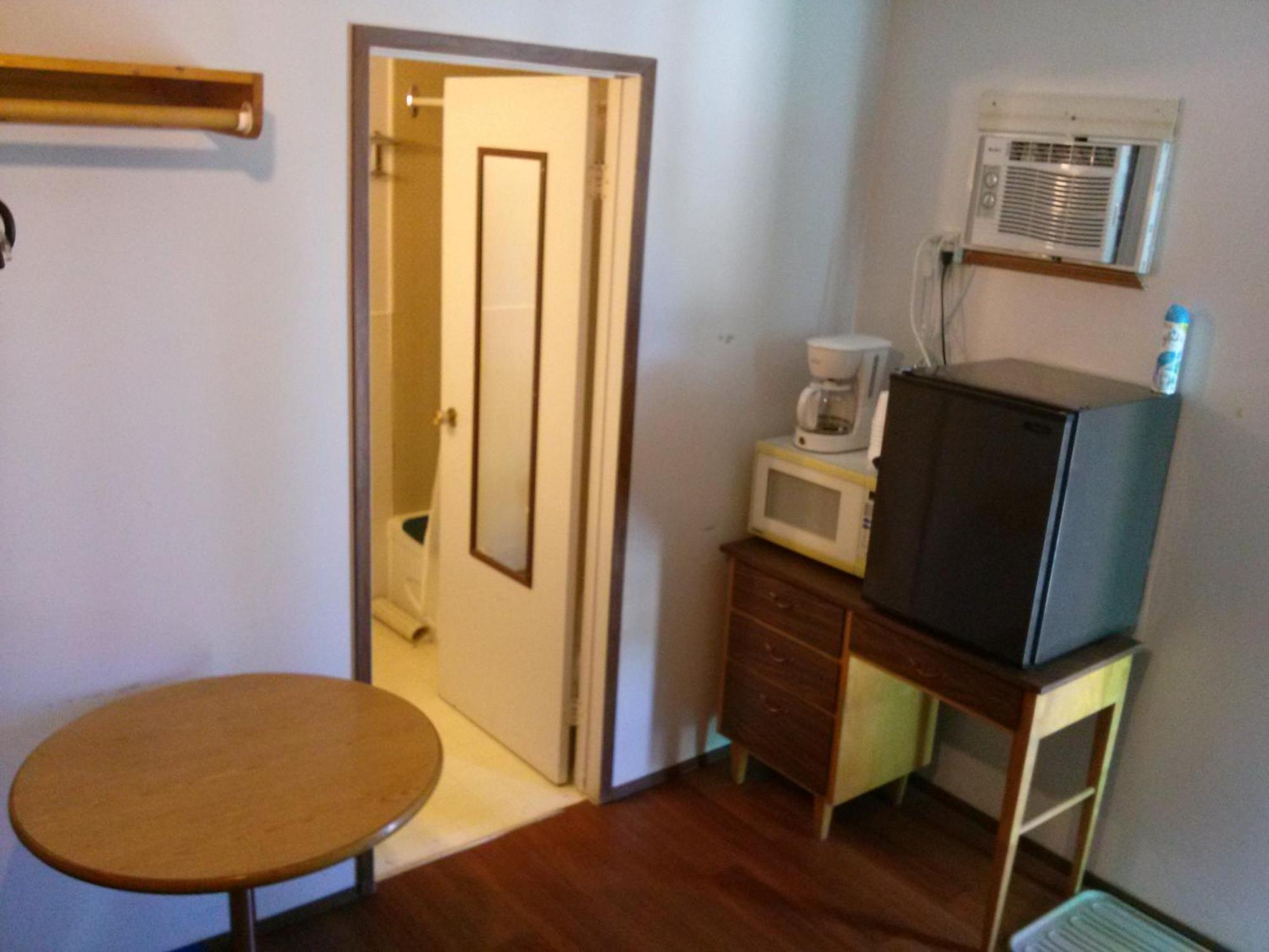 Moosomin Motel Ngoại thất bức ảnh